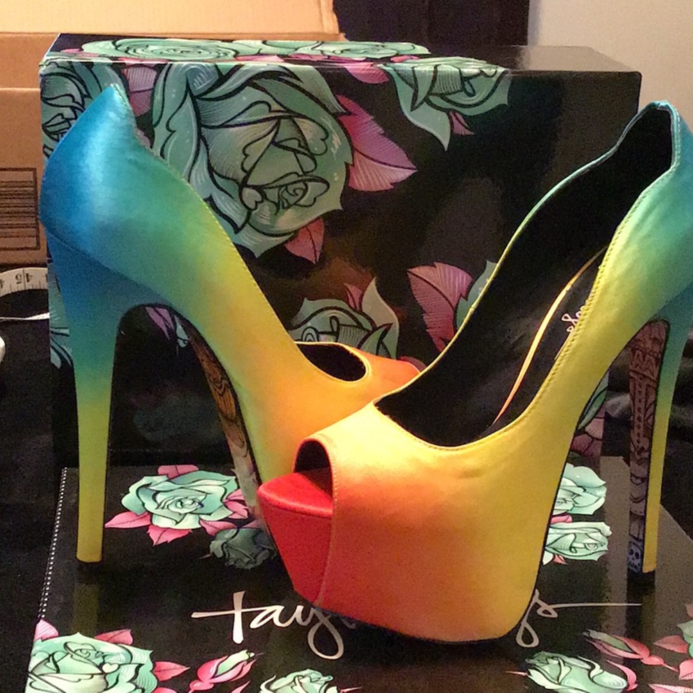 Taylorsays "Tiki"- These are show stoppers!!!!